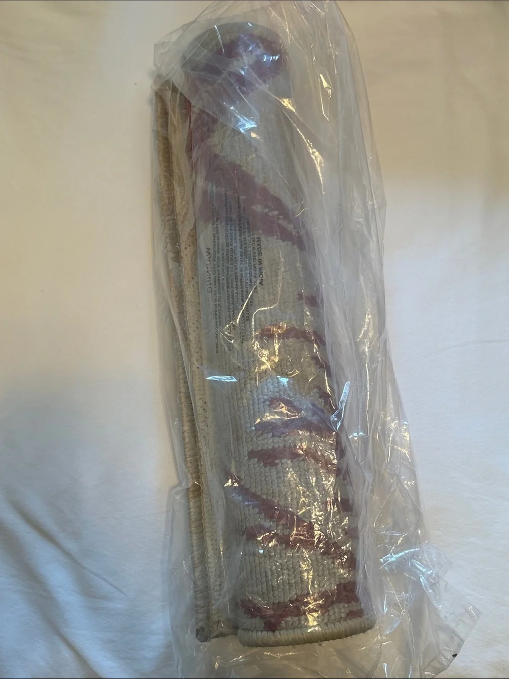 Gently Used Coastal Starfish Accent Rug in Rust and Cream - Home Accents